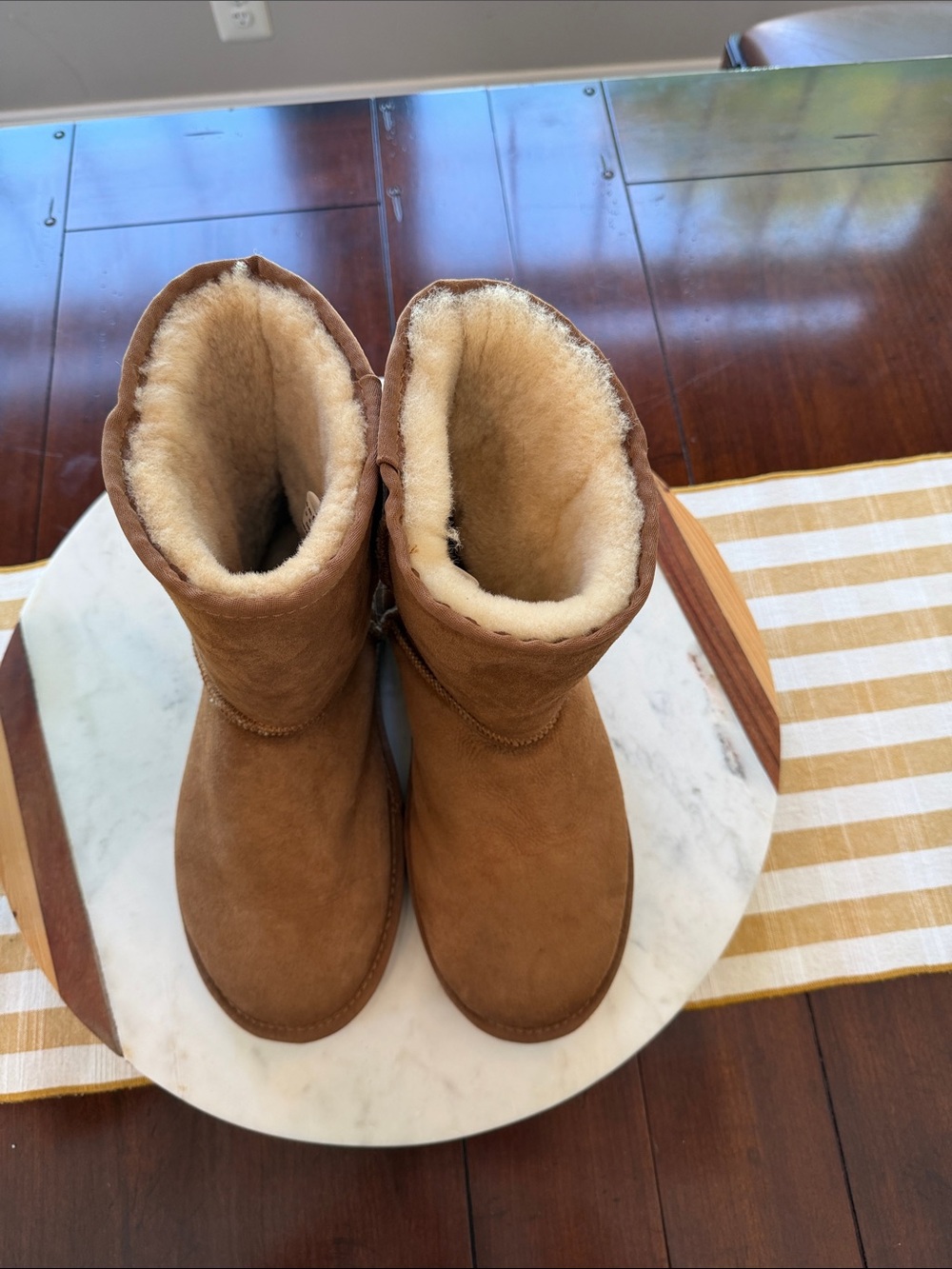 Australian Sheepskin chestnut booties -